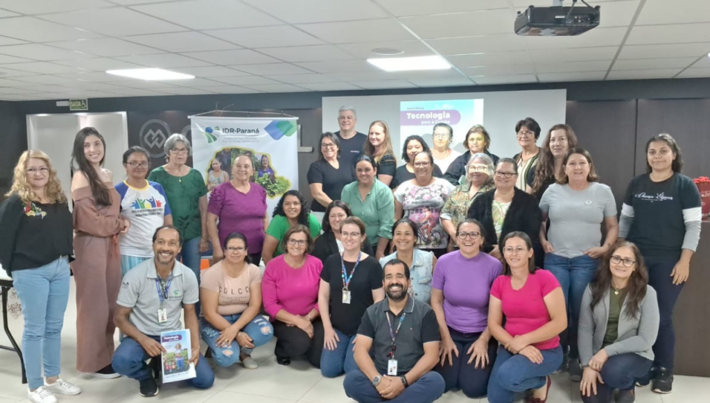 Mulheres rurais fazem curso de inclusão digital